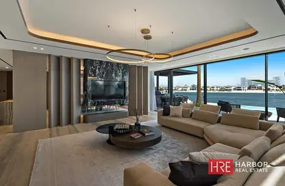 Villa - 6 Bedrooms - 7 Bathrooms for sale in Signature Villas Frond B - Signature Villas - Palm Jumeirah - Dubai