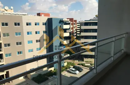 Apartment - 2 Bedrooms - 2 Bathrooms for rent in Tower 33 - Al Reef Downtown - Al Reef - Abu Dhabi Apartment - 2 Bedrooms - 2 Bathrooms for rent in Tower 33 - Al Reef Downtown - Al Reef - Abu Dhabi