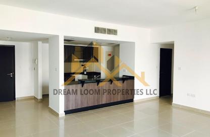 Apartment - 2 Bedrooms - 2 Bathrooms for rent in Tower 33 - Al Reef Downtown - Al Reef - Abu Dhabi Apartment - 2 Bedrooms - 2 Bathrooms for rent in Tower 33 - Al Reef Downtown - Al Reef - Abu Dhabi