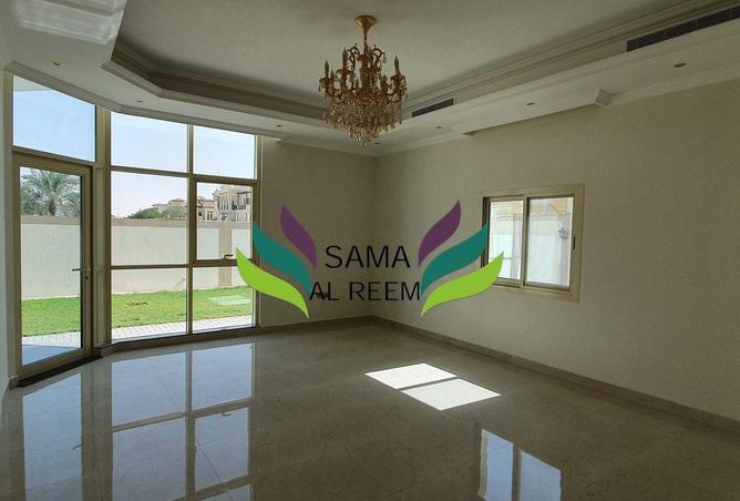 71513501 - Property Image 2