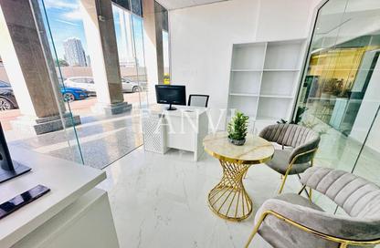 Office Space - Studio - 1 Bathroom for rent in Reem Residency - Al Karama - Dubai