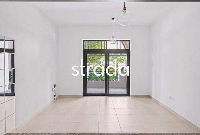 74618399 - Property Image 3