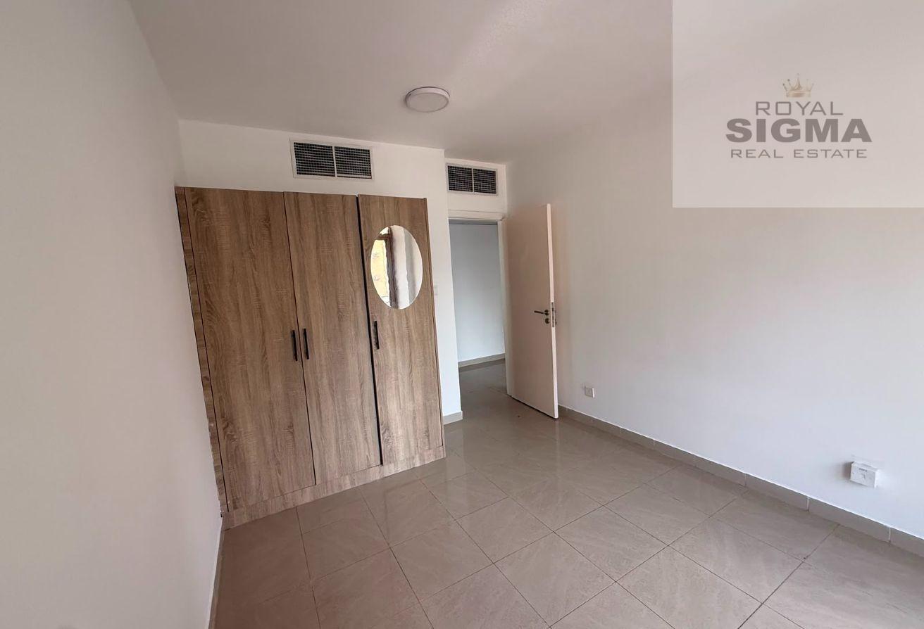 1BHK with Balcony – Walking Distance to Metro photo 5