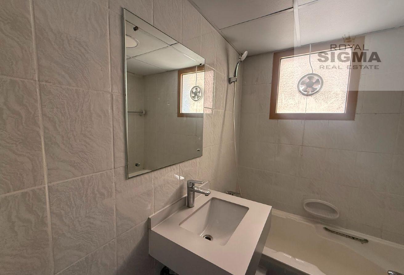 1BHK with Balcony – Walking Distance to Metro photo 7