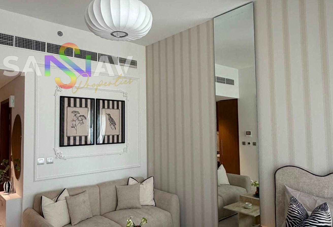 Spacious Studio | Fully Furnished | 12 Cheques photo 2