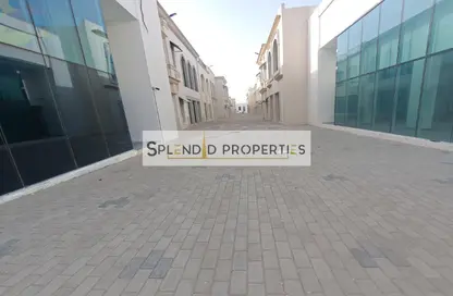 مستودع - استوديو - 2 حمامات للايجار في مدينة دبي للإنتاج (اي ام بي زد) - دبي