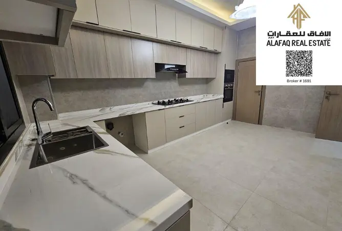 126577327 - Property Image 3