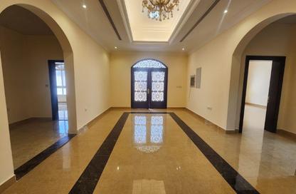 Villa - 4 - 5 for rent in Shakhbout City - Abu Dhabi Villa - 4 - 5 for rent in Shakhbout City - Abu Dhabi