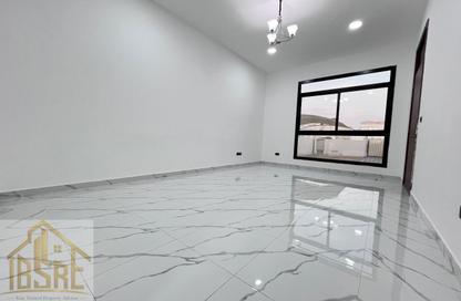 Villa - 4 - 5 for rent in Madinat Al Riyad - Abu Dhabi