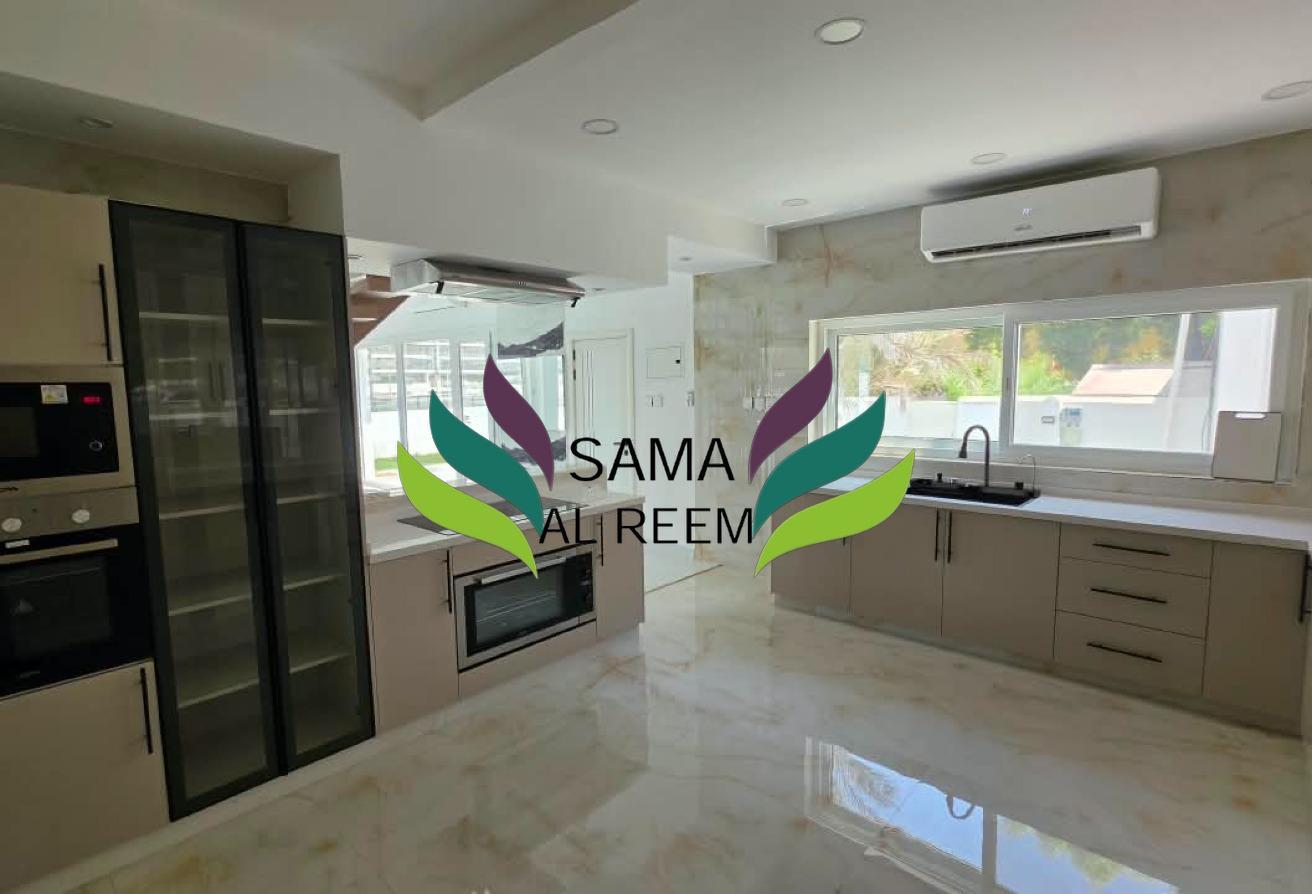 4 Bed+Maid | Canal View | Garden | Renovated photo 9