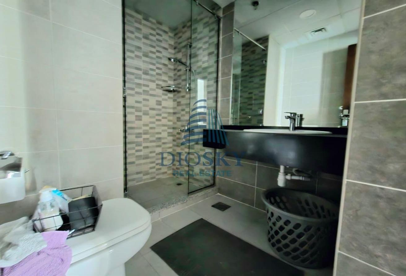 Fully Furnished | Spacious | Pool View photo 7