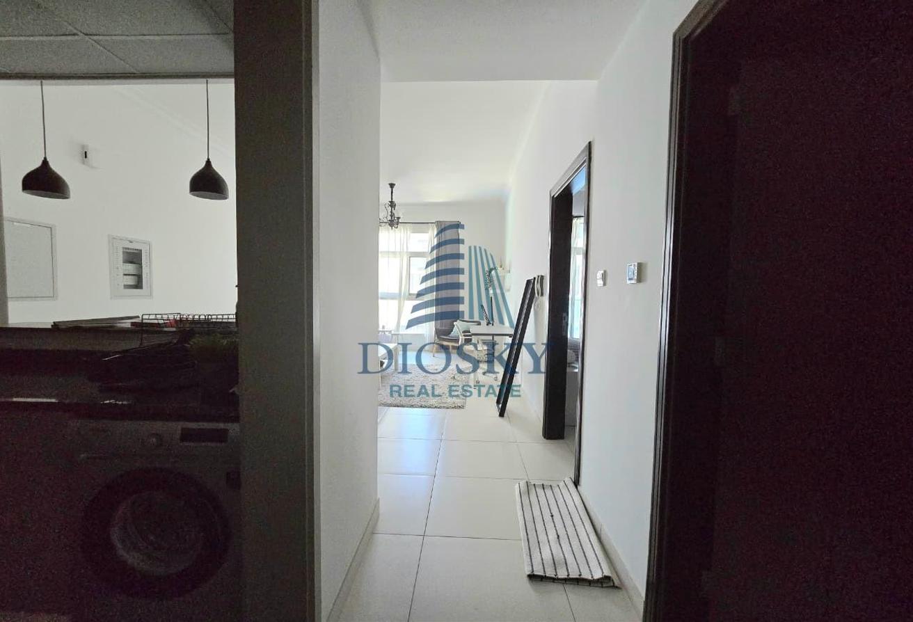 Fully Furnished | Spacious | Pool View photo 6