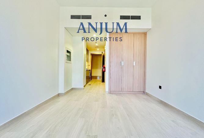 82822110 - Property Main Image