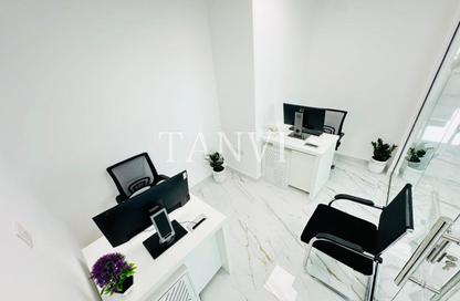 Office Space - Studio - 1 for rent in Fatima Mohammad Ahmad Bin Suleiman Building - Al Raffa - Bur Dubai - Dubai