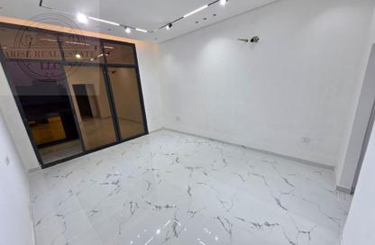 Townhouse - 5 - 7 for sale in Al Zahya - Ajman