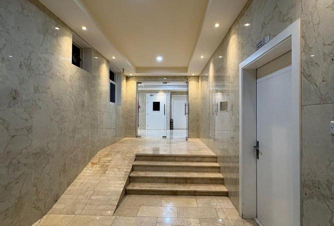 77366567 - Property Image 2