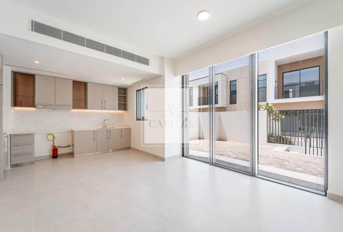 142381812 - Property Image 3