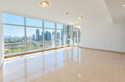 Apartment - 2 - 3 for rent in MAG 218 - Dubai Marina - Dubai