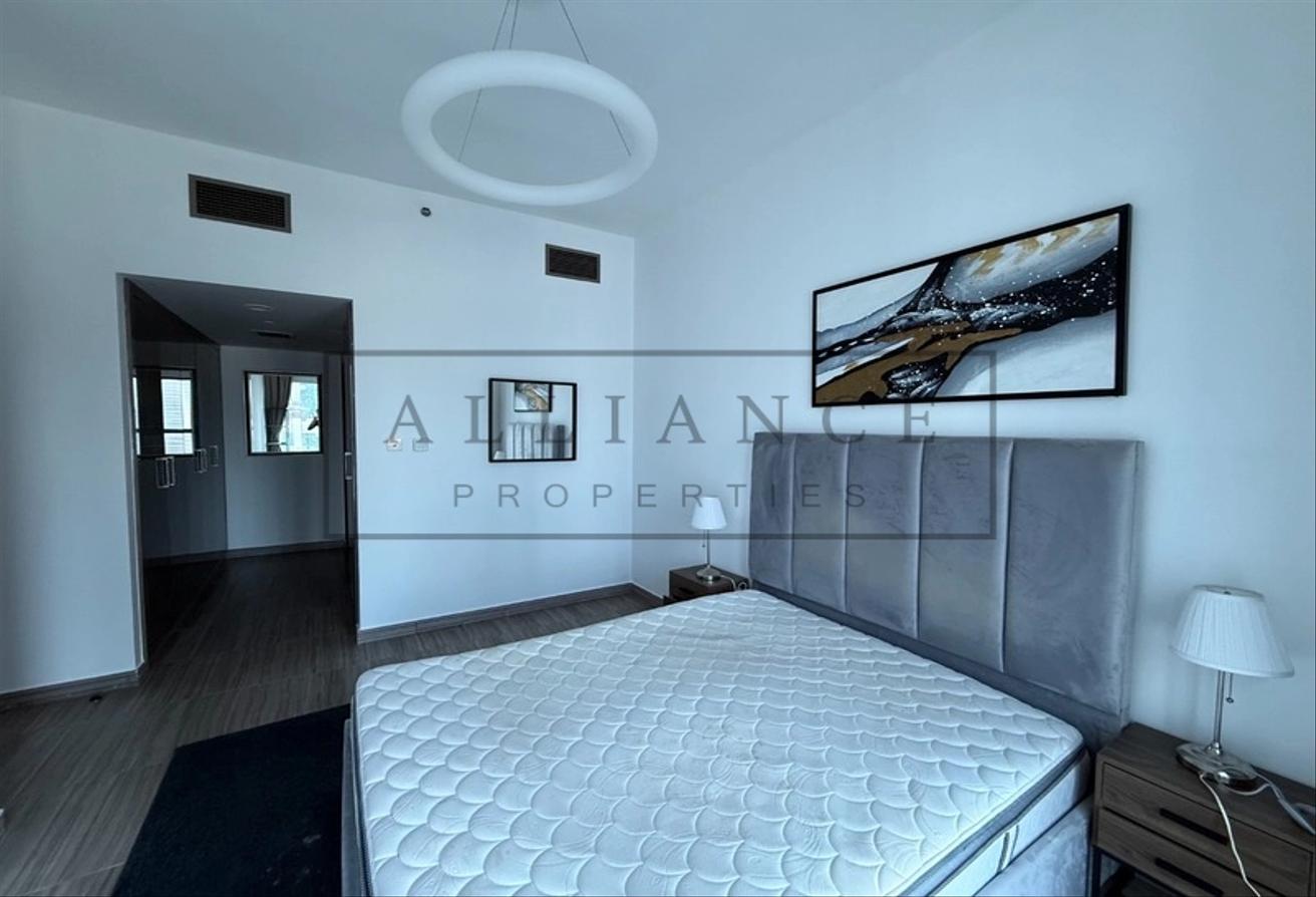 Furnished | High Floor | Lake View | Vacant photo 10