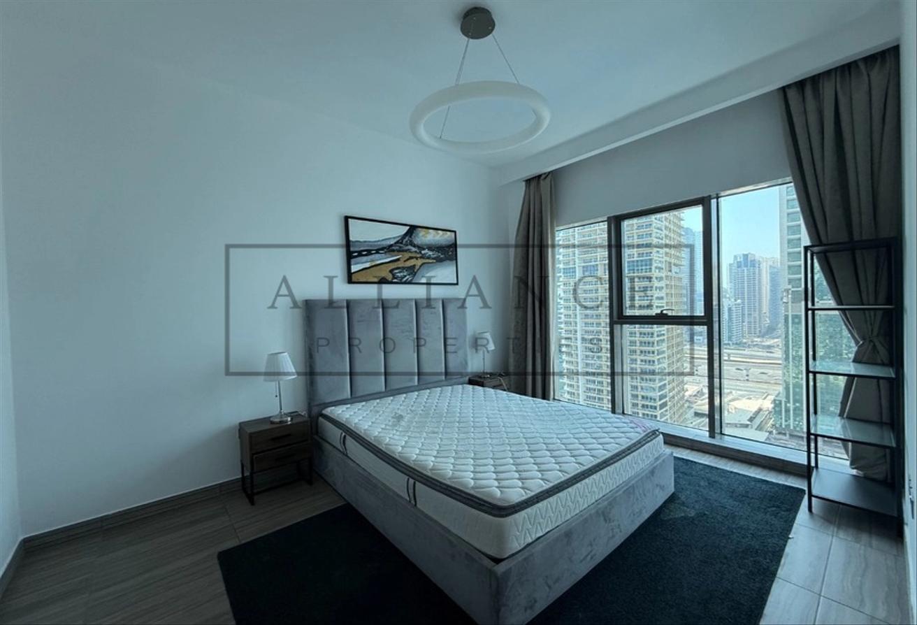 Furnished | High Floor | Lake View | Vacant photo 9