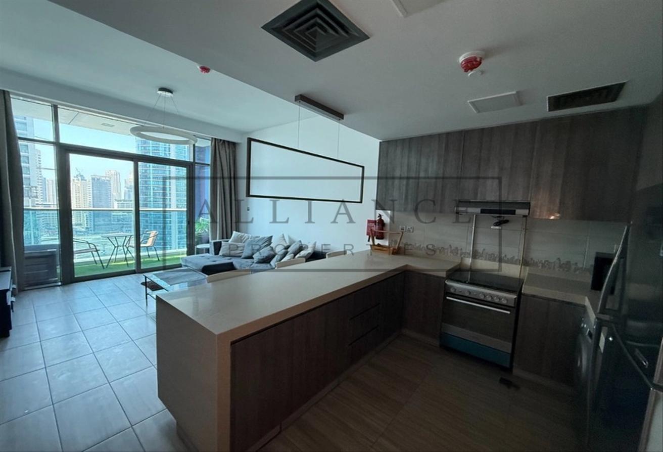 Furnished | High Floor | Lake View | Vacant photo 7