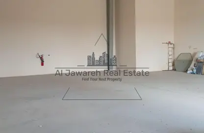 مستودع - استوديو للايجار في أم درع - أم القيوين