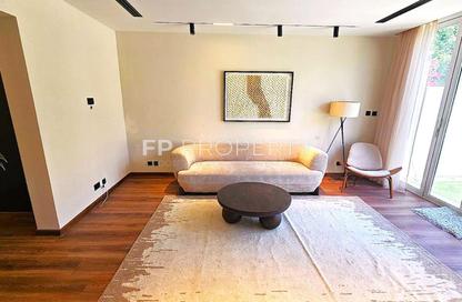 Villa - 2 Bedrooms - 4 Bathrooms for rent in Springs 6 - The Springs - Dubai Villa - 2 Bedrooms - 4 Bathrooms for rent in Springs 6 - The Springs - Dubai