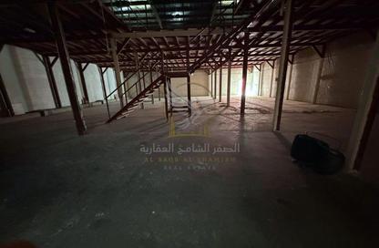 مستودع - استوديو - 1 للإيجار في المنطقة الصناعية رقم 17 - المنطقة الصناعية بالشارقة - الشارقة مستودع - استوديو - 1 للإيجار في المنطقة الصناعية رقم 17 - المنطقة الصناعية بالشارقة - الشارقة