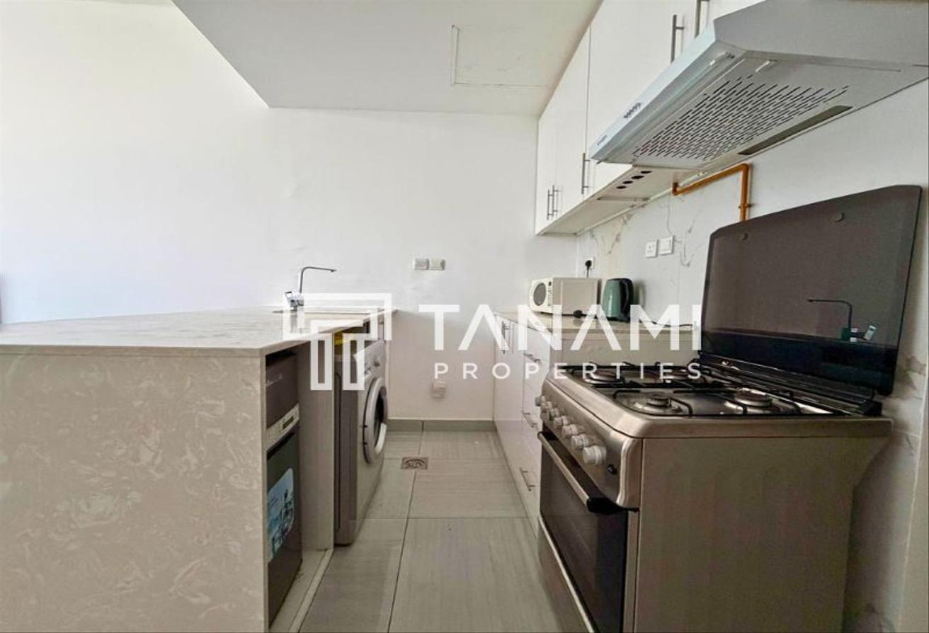Vacant | Semi Furnished | Private Balcony photo 8