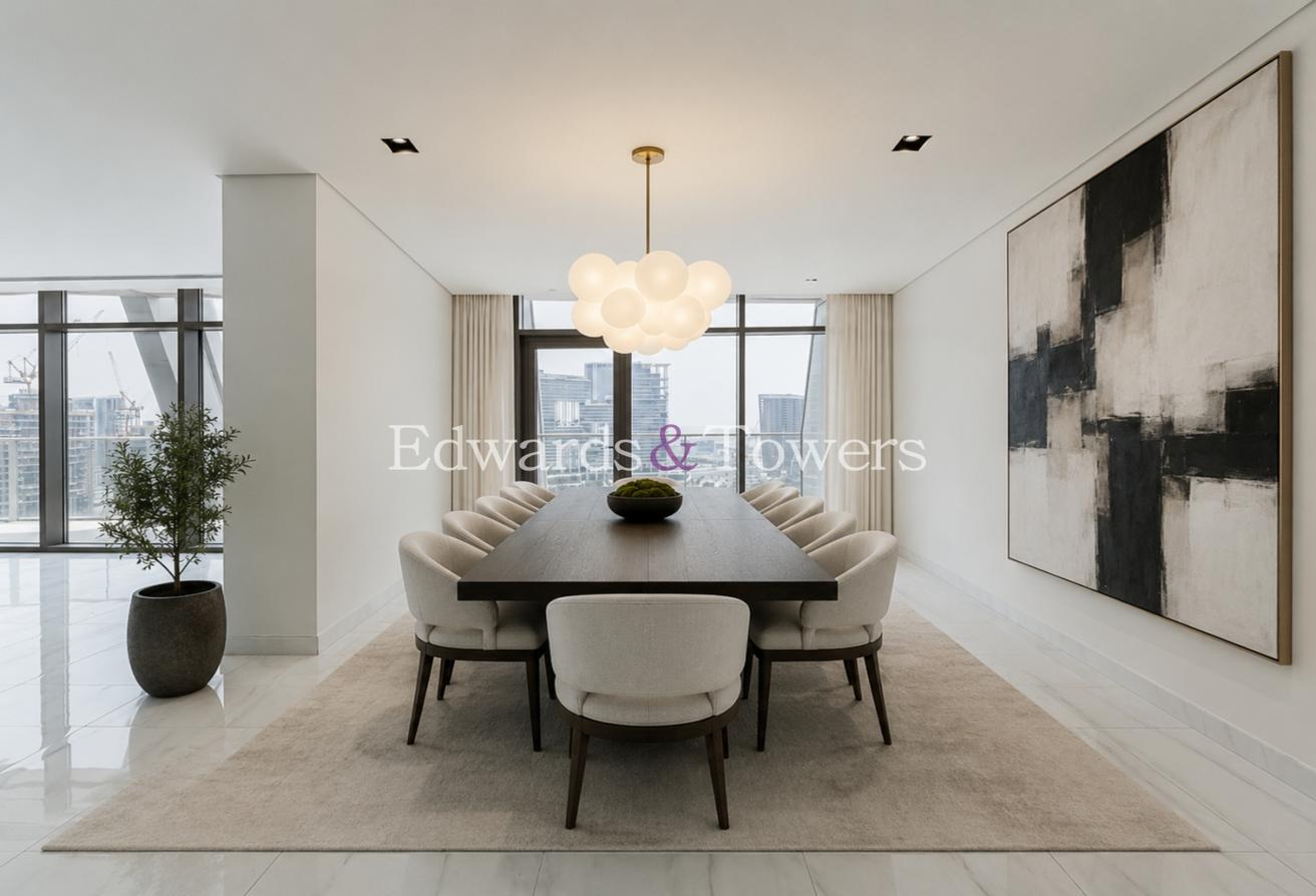 Triplex Penthouse | Full Canal View | Unfurnished photo 8