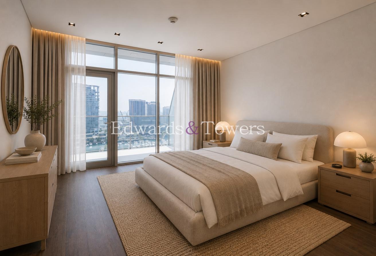 Triplex Penthouse | Full Canal View | Unfurnished photo 17