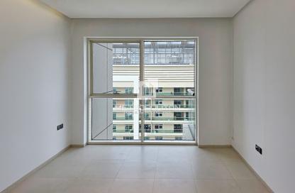Apartment - 1 - 2 for rent in West Avenue Tower - Dubai Marina - Dubai