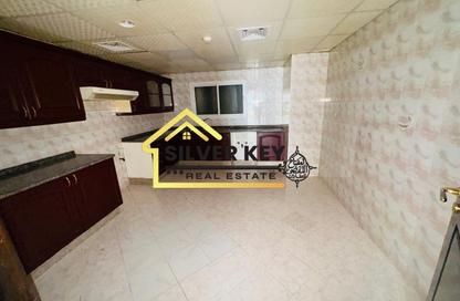 Apartment - 4 Bedrooms - 2 Bathrooms for rent in Al Majaz 1 - Al Majaz - Sharjah