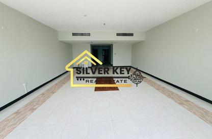Apartment - 4 Bedrooms - 2 Bathrooms for rent in Al Majaz 1 - Al Majaz - Sharjah