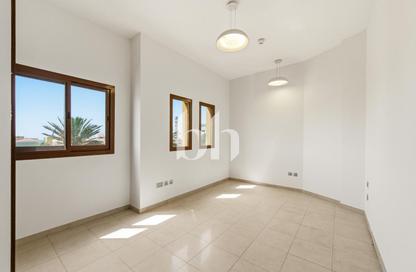 Apartment - 2 Bedrooms - 3 Bathrooms for rent in Blue Reef building - Umm Suqeim 2 - Umm Suqeim - Dubai Apartment - 2 Bedrooms - 3 Bathrooms for rent in Blue Reef building - Umm Suqeim 2 - Umm Suqeim - Dubai