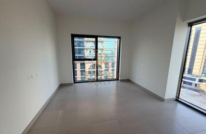 Apartment - 2 - 3 for rent in Grand Creek Residence - Riggat Al Buteen - Deira - Dubai