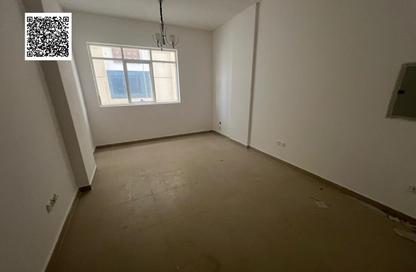 Apartment - 1 Bedroom - 2 Bathrooms for rent in Al Amira Village - Al Yasmeen - Ajman Apartment - 1 Bedroom - 2 Bathrooms for rent in Al Amira Village - Al Yasmeen - Ajman