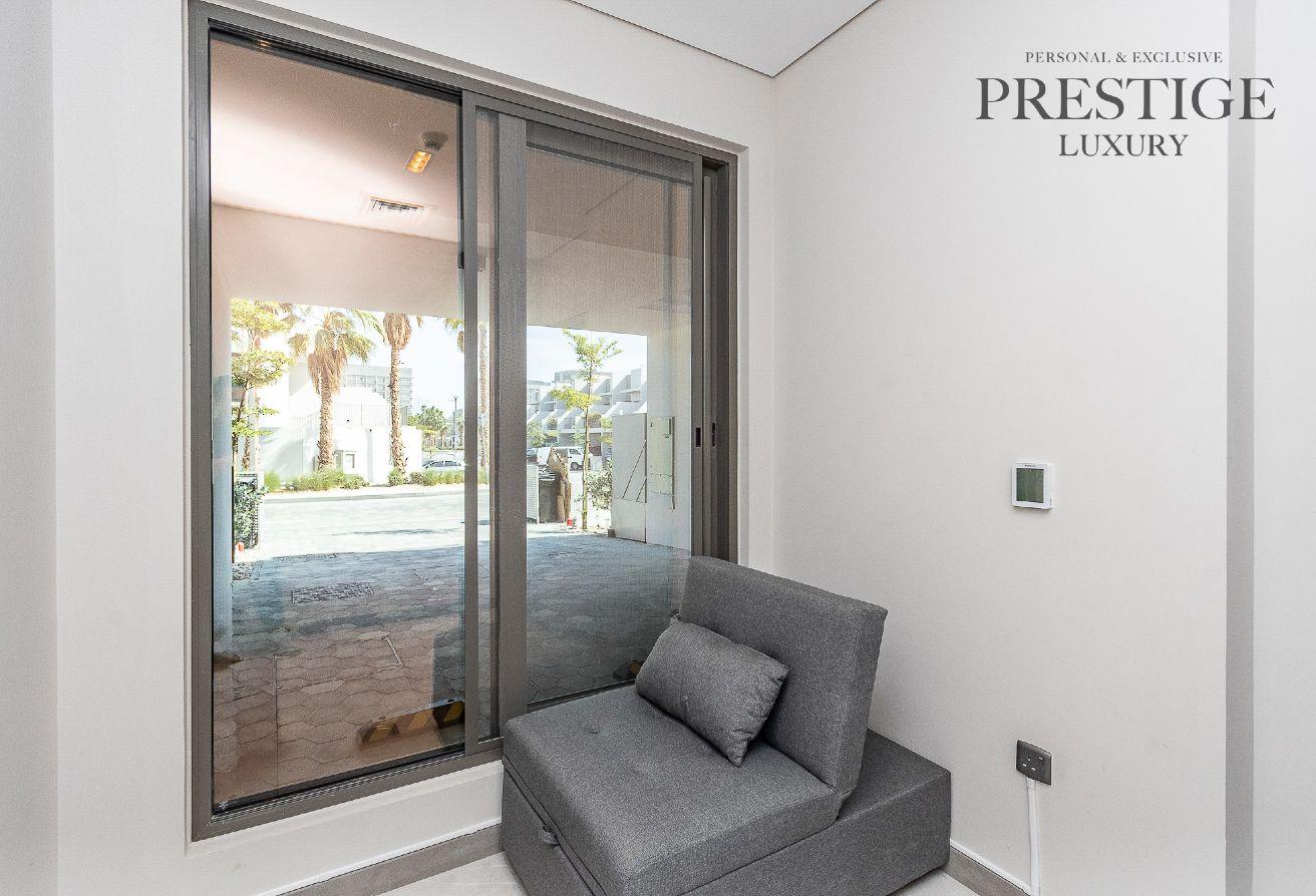 2BR+Maids Townhouse | Vacant 01 Nov | Single Row photo 18