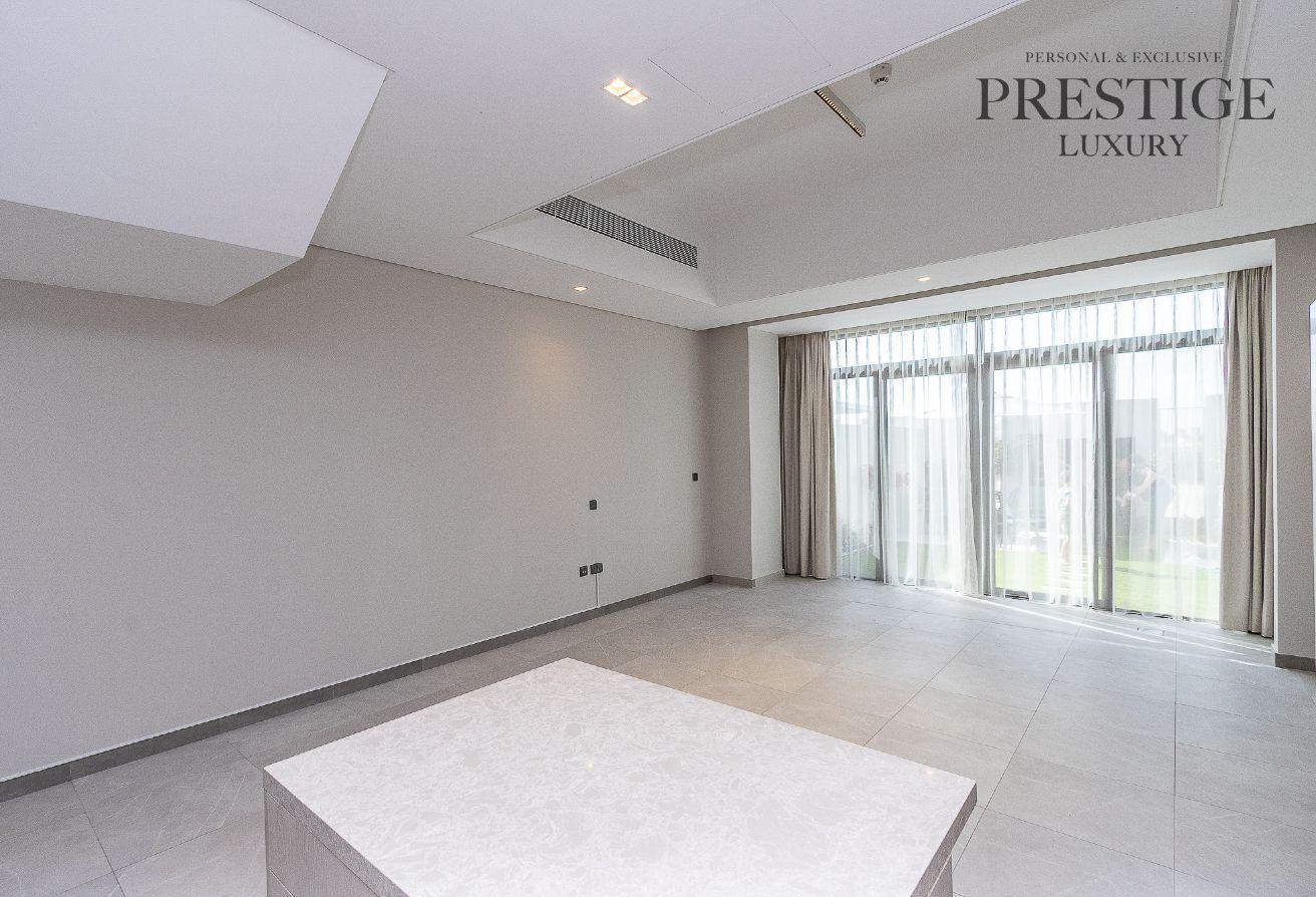 2BR+Maids Townhouse | Vacant 01 Nov | Single Row photo 5