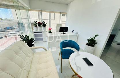 Office Space - Studio - 1 Bathroom for rent in Reem Residency - Al Karama - Dubai