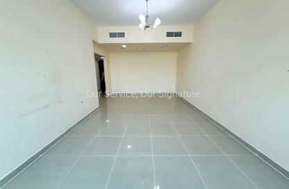 Apartment - 2 Bedrooms - 2 Bathrooms for rent in New Al Taawun Road - Al Taawun - Sharjah