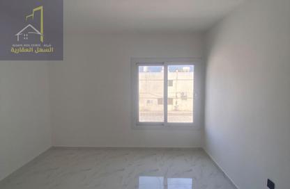 Villa - 3 - 5 for rent in Al Jazzat - Al Riqqa - Sharjah