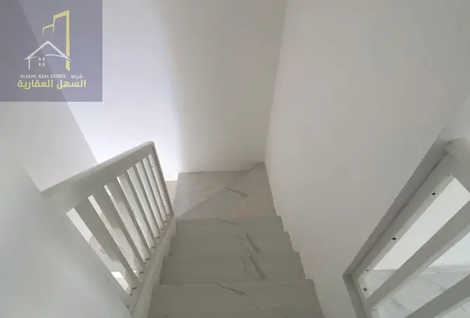 165602079 - Property Image 3