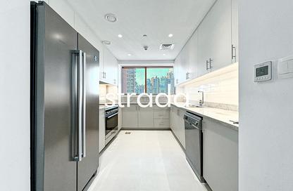 Apartment - 2 - 3 for sale in Boulevard Crescent Tower 2 - BLVD Crescent - Downtown Dubai - Dubai