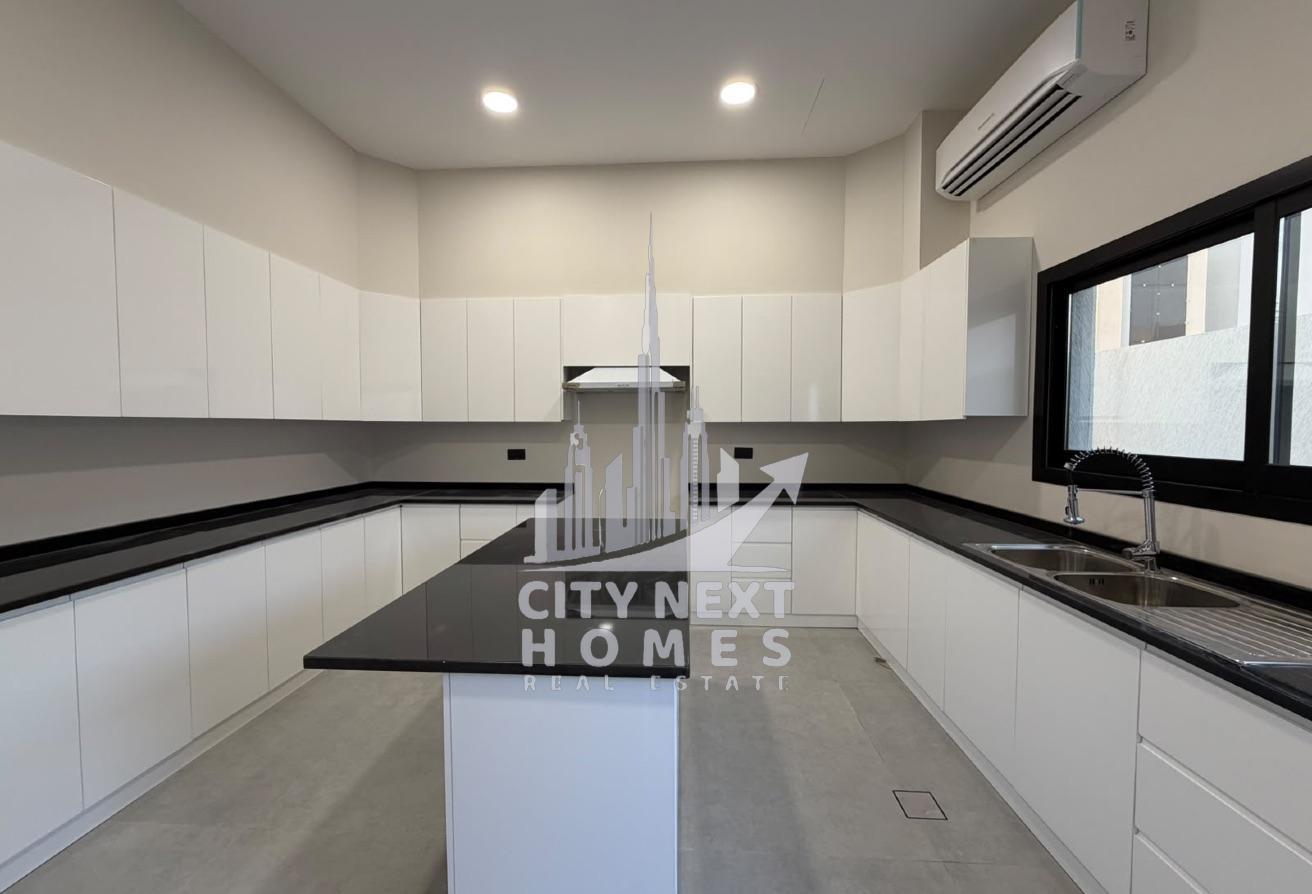 Modern 5BR Brand New Villa | Private Garden photo 17