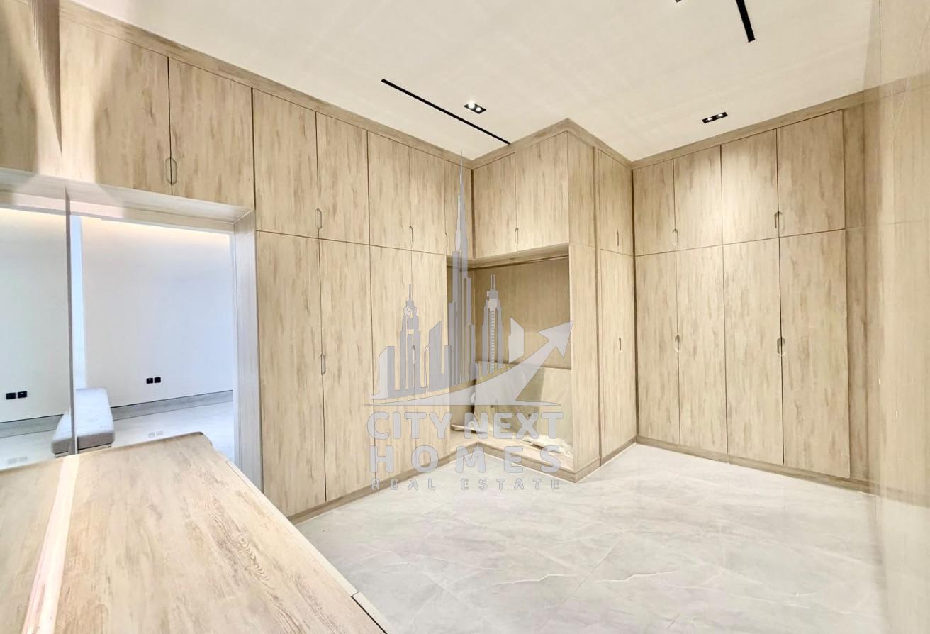 Modern 5BR Brand New Villa | Private Garden photo 12