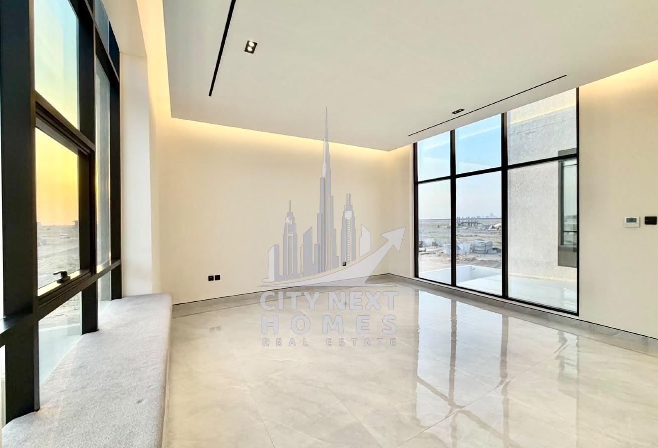 Modern 5BR Brand New Villa | Private Garden photo 3