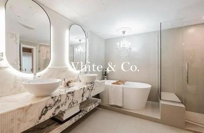 Apartment - 3 Bedrooms - 4 Bathrooms for rent in Marina Residences 2 - Marina Residences - Palm Jumeirah - Dubai