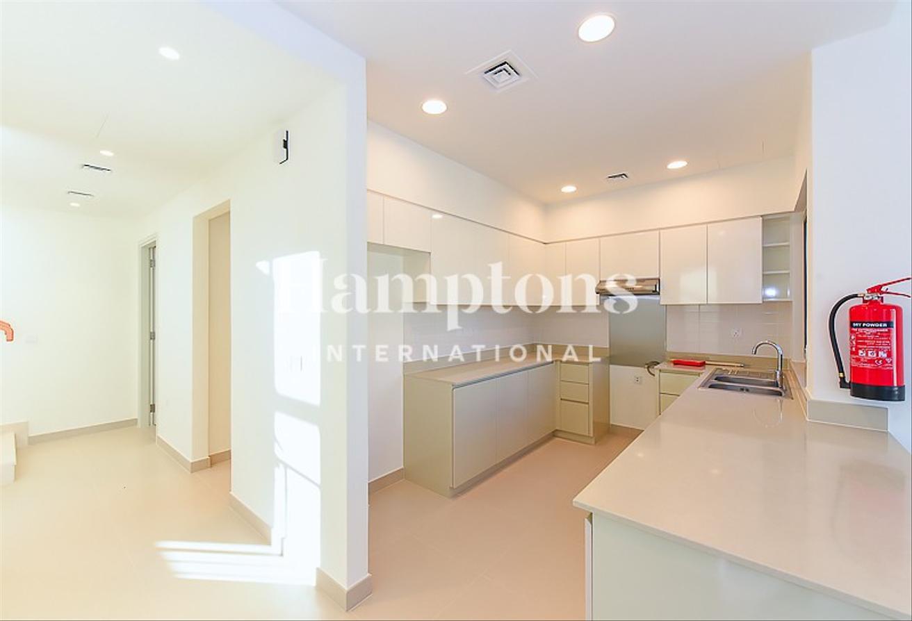 Ready to Move | Vacant | Bigger Layout photo 4