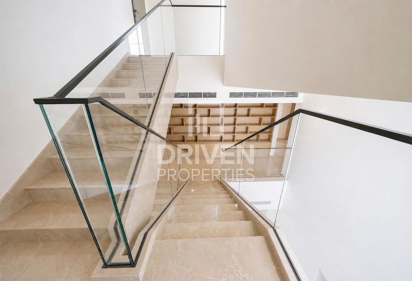 Landscaped | Full Lagoon View | Modern Style photo 11